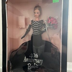 40th Anniversary Barbie Doll - Collector Edition (1999) NEW UNOPENED BOX